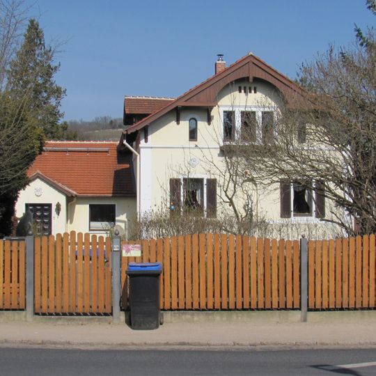 Villa Schweizerstraße 15