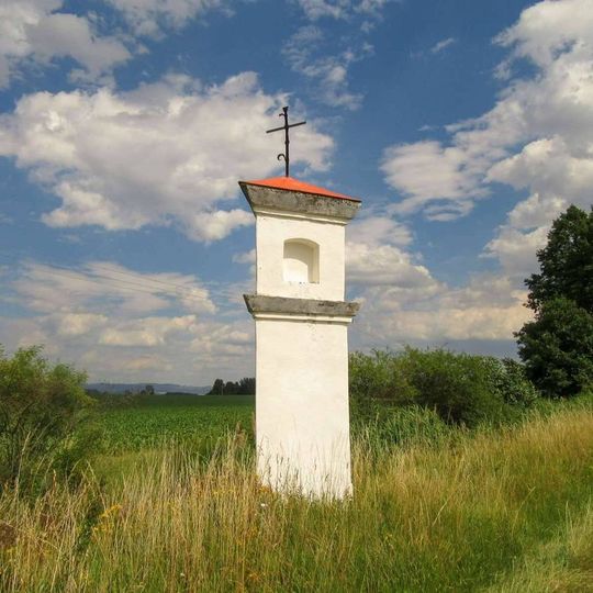 Boží muka u Želechovic vedle polní cesty
