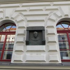 Pamětní deska plukovníka Josefa Jiřího Švece v Pelhřimově