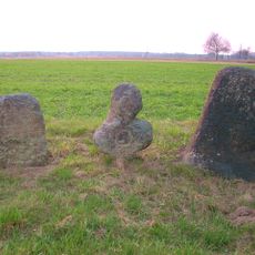 Drei Sühnesteine (ein Steinkreuz und zwei Kreuzsteine) Wassenburgweg