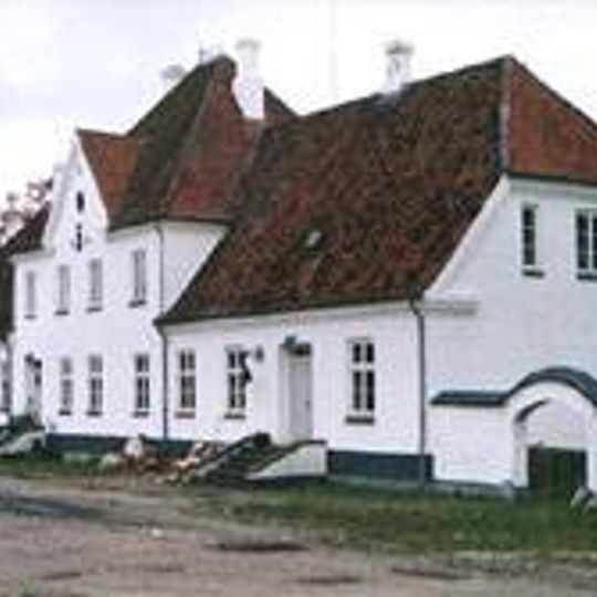 Lyngballegård