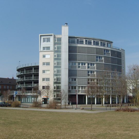Parkhaus und Verwaltungsgebäude Senftenberg