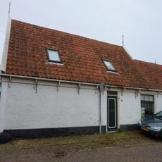 Hoekpandje met houten voorschot en achter houten schot