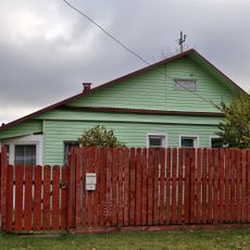 Дом, в котором родился и с 1916 по 1932 гг. жил Герой Советского Союза П.П. Ярцев (Новые Горки)