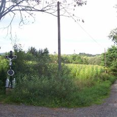 Kříž u rozcestí jižně od Obdenic