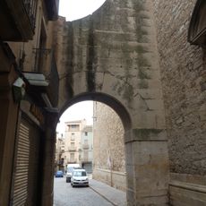 Arch crossing in the main square (Tàrrega)