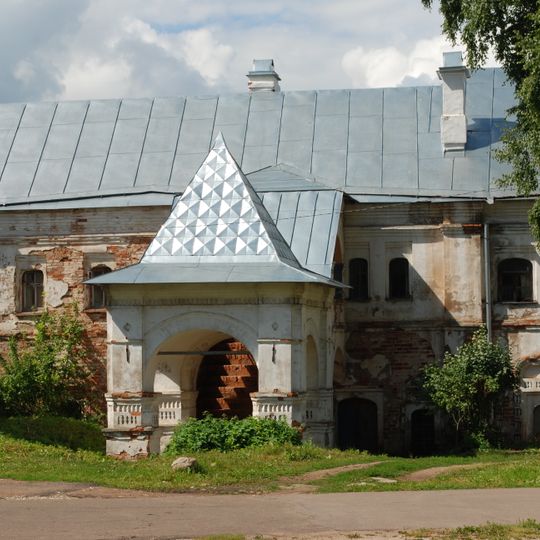 Кельи казначейские, настоятельские и келарские