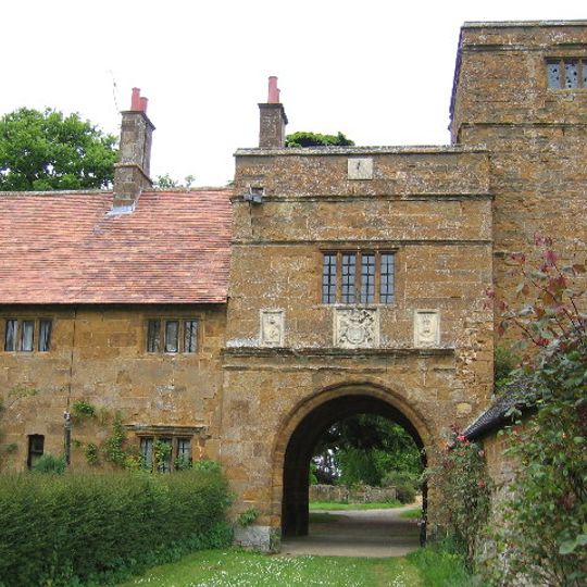 Tower Cottage Wormleighton Manor Gatehouse