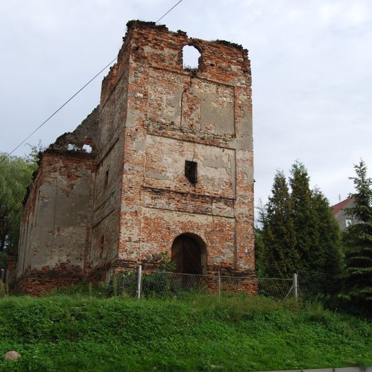 Ruiny kościoła św. Jadwigi w Ziemięcicach