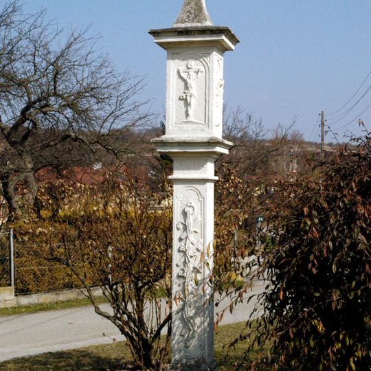 Parisdorf Friedhöfelkreuz