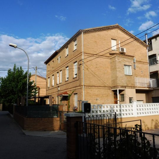 Cases aparellades de la Colònia Santa Maria