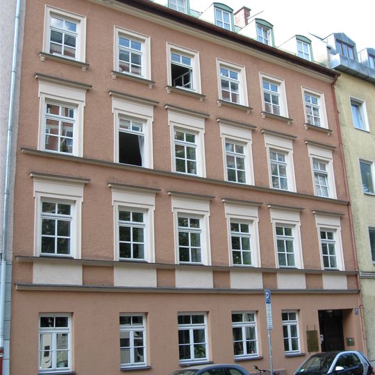 Mietshaus