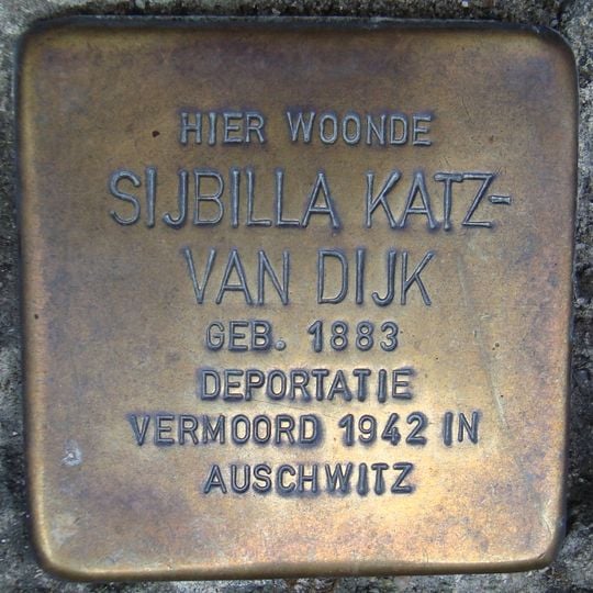 Stolperstein dedicated to Sijbilla Katz-van Dijk