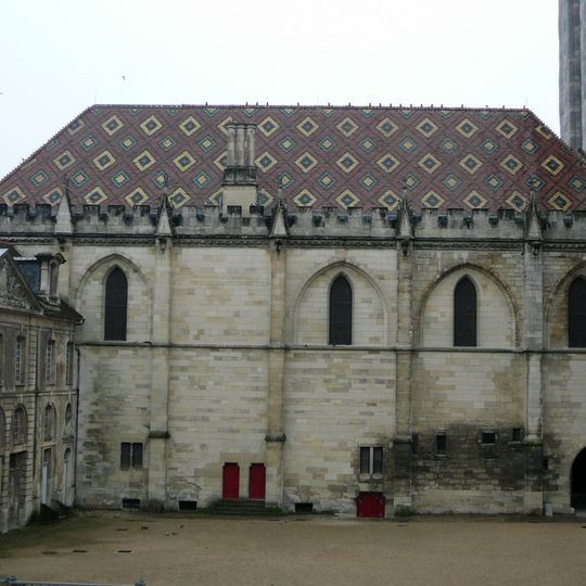 Synodal Palace of Sens