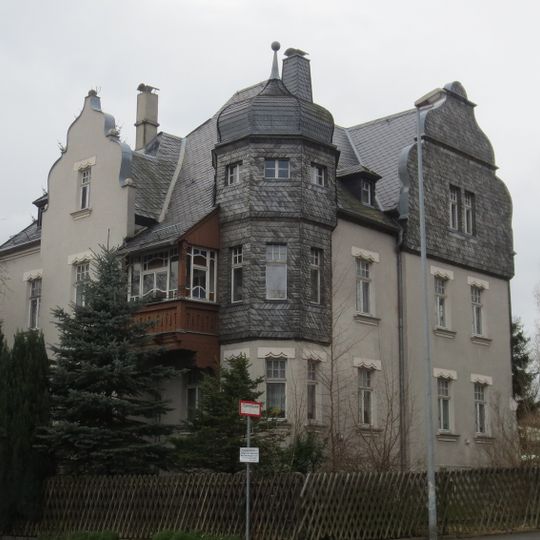 Mietvilla mit Vorgarten Scheffelstraße 96