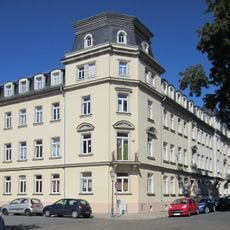 Berggartenstraße 32, 34, 36, 38