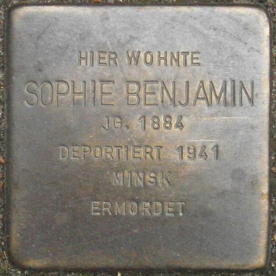 Stolperstein en memoria de Sophie Benjamin
