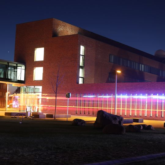 Hörsaalgebäude Physik