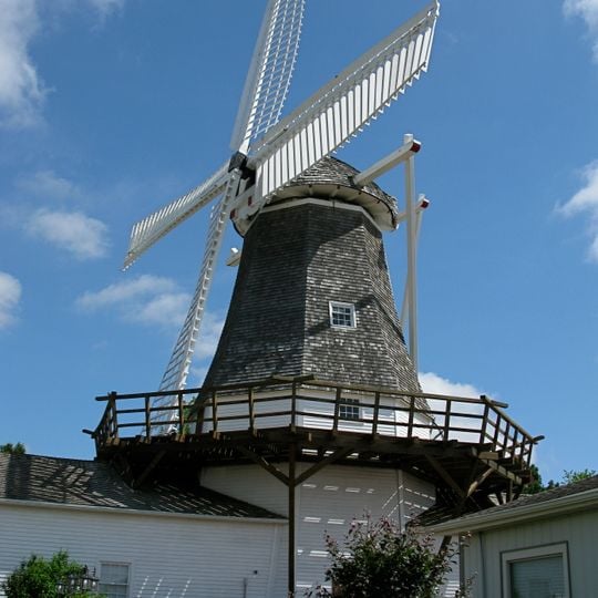 Prairie Mills Windmill