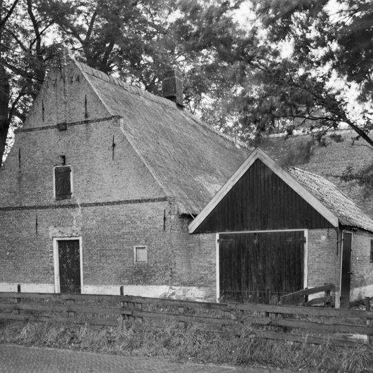 Bijzonder gaaf voorbeeld van een boerderij van het Wieringer type