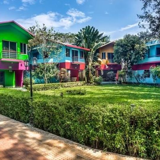 Praasad Paradise Hotel & Resort