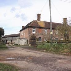 Great Auncke Manor And Auncke Cottage