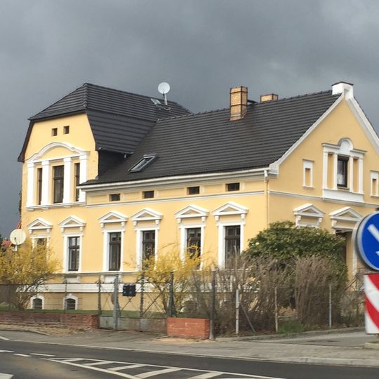 Wohnhaus mit Einfriedung Friesenstraße 2