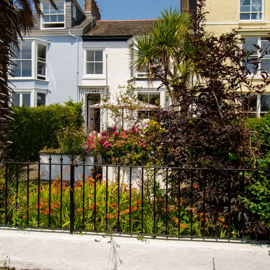 8 And 9, Regent Terrace