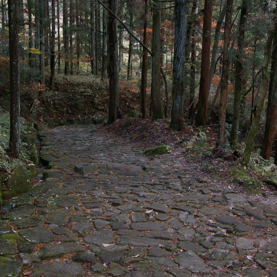 Nakasendō Ochiai Stone Pavement