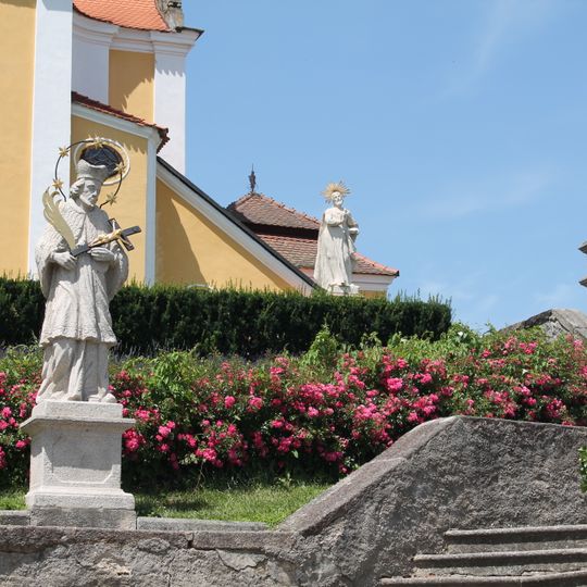 Statues of six saints