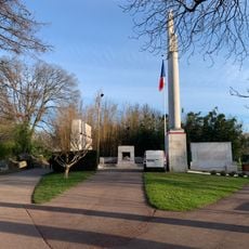 Valence war memorial
