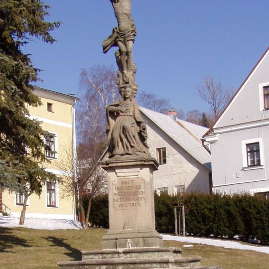 Krucifix s Pannou Marií Bolestnou