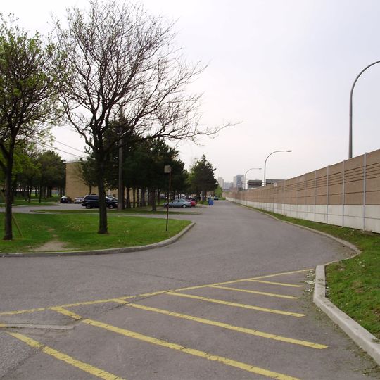Lawrence Heights