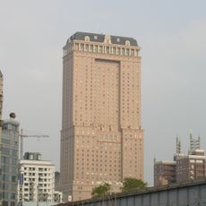 Han-Lai New World Center