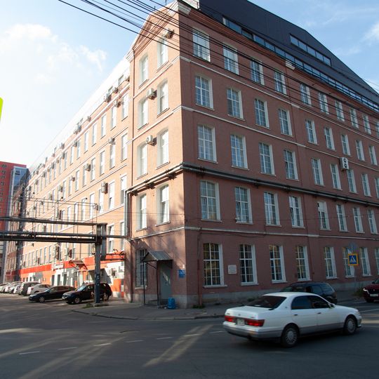 Dvor Proletarki street 1A