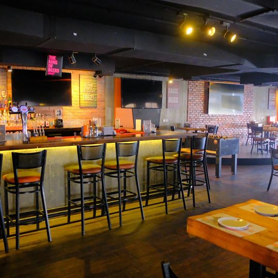 Buffalo Wings & Rings
