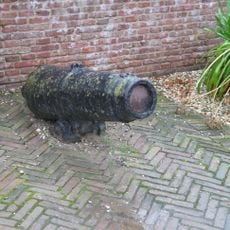 Twee kanonnen op het bastion