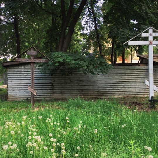 Некрополь Спасо-Андроникова монастыря