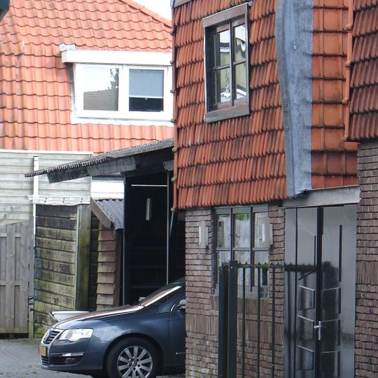 Woonhuis/werkplaats, bijschuur