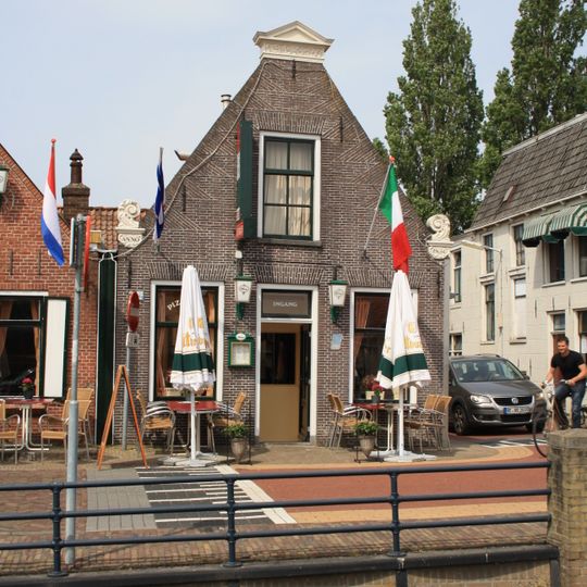 Gaaikemastraat 1, Balk