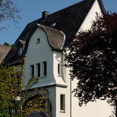 Konrad-Adenauer-Promenade 19