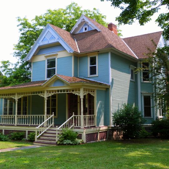 Oliver Street Historic District