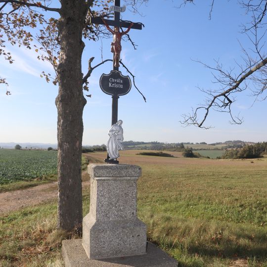 Kříž u silnice 351 západně od Koutů