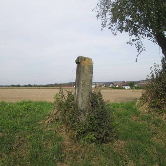 Kříž západně od Merklína