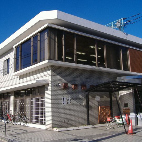 Ōya-Sōichi-Bibliothek