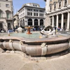 Fontana di Piazza Colonna