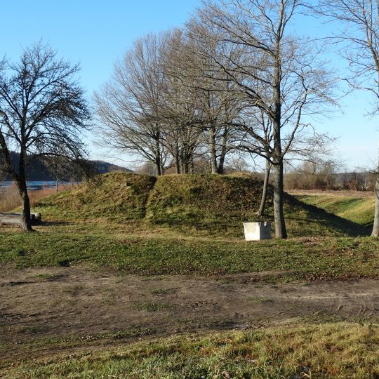 Veliuonos II piliakalnis