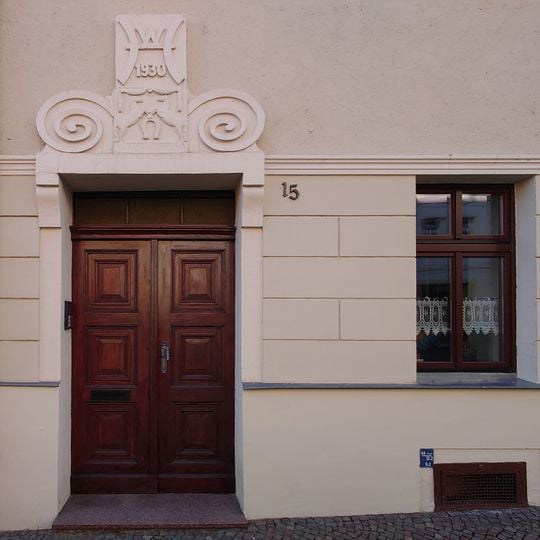 Portal Fischerstraße 15
