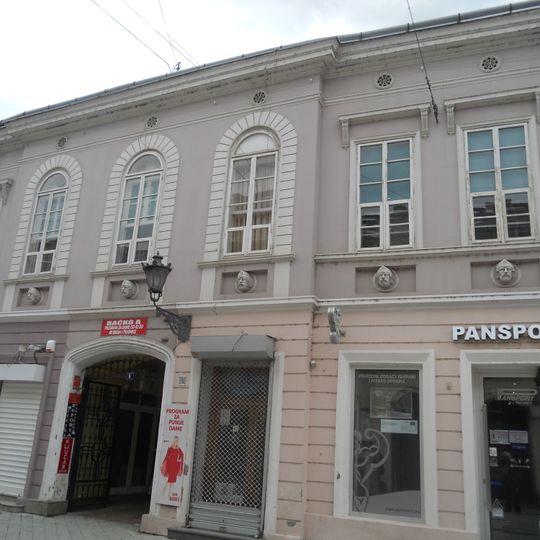 Кућа у Дунавској улици бр. 6 у Новом Саду