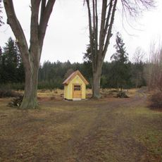 Kaplička u samoty U Švejdů severně od zemědělského statku Peklo